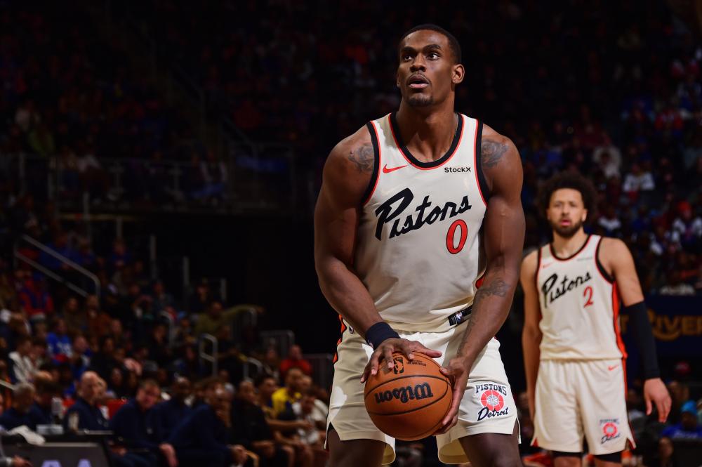 头球攻门 头球攻门