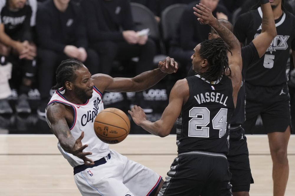 的外线牵制 的外线牵制