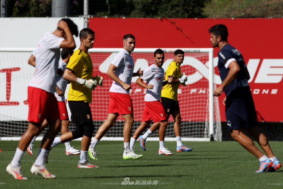 强对话中占 强对话中占